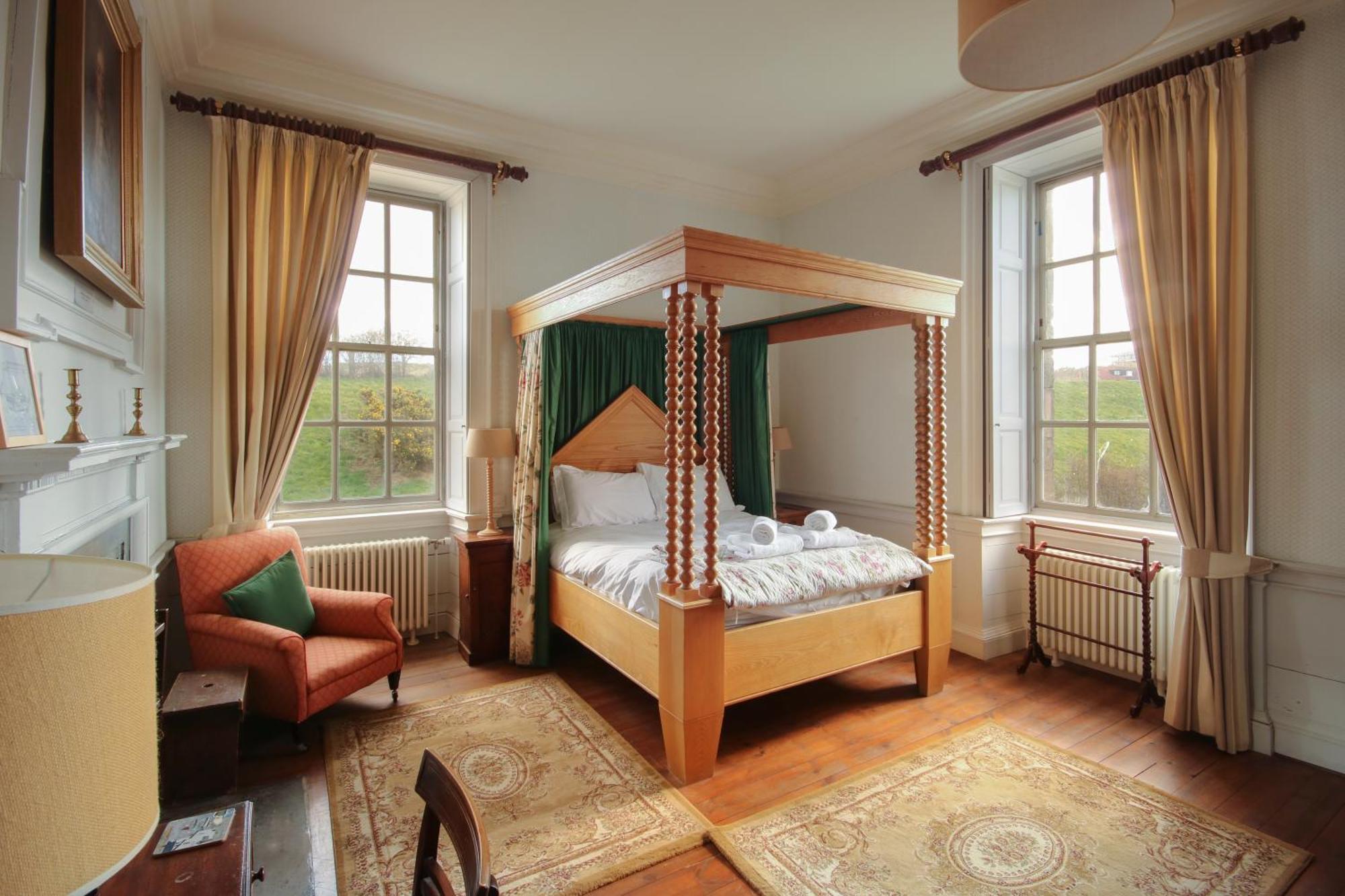 Merchant'S House - Large Two Floor Apartment!! Sleeps Up To 11 People, First Floor Available Separately, Sleeping 2 People At A Reduced Rate!!! Eyemouth Luaran gambar